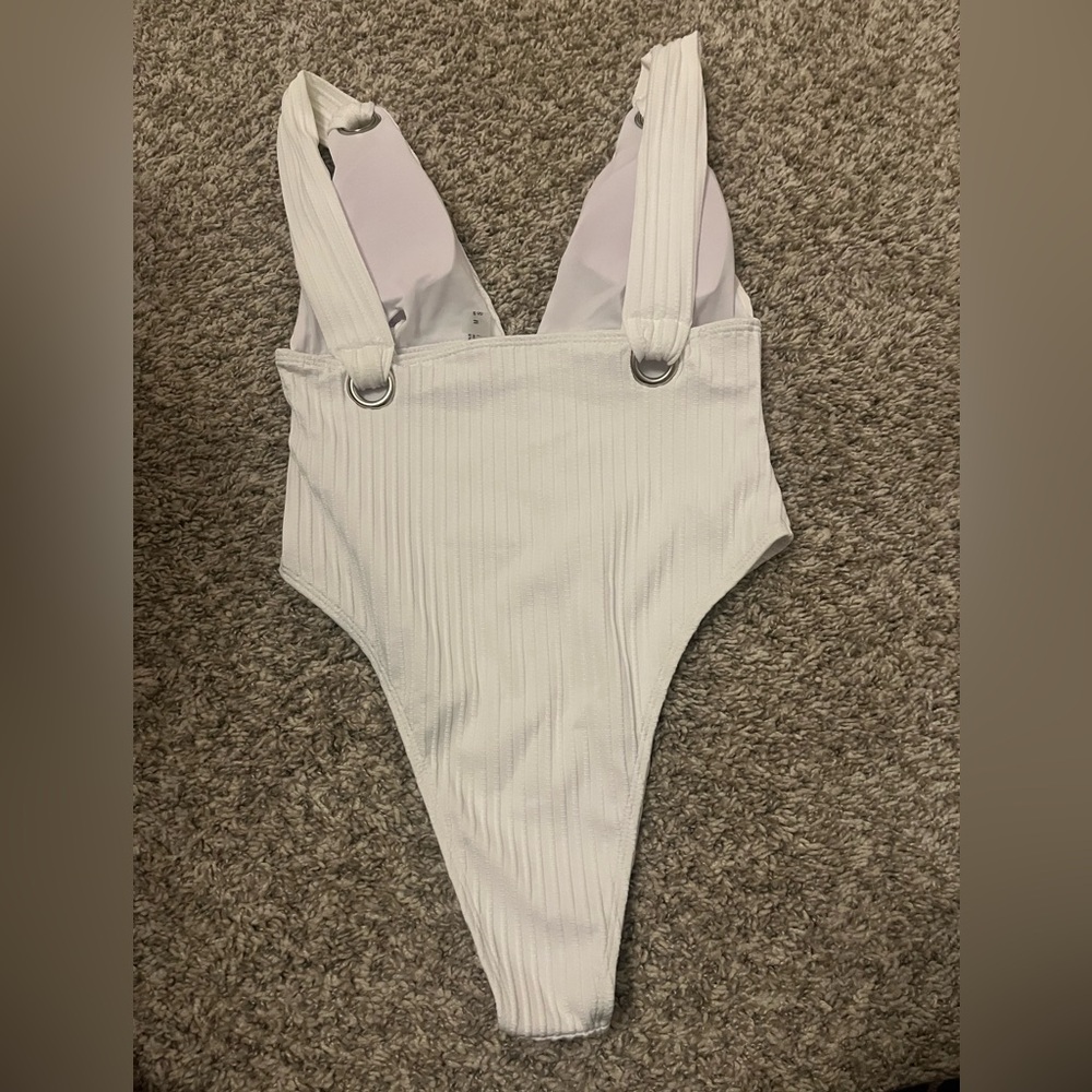 White Ribbed One-Piece Swimsuit - Picture 2 of 4